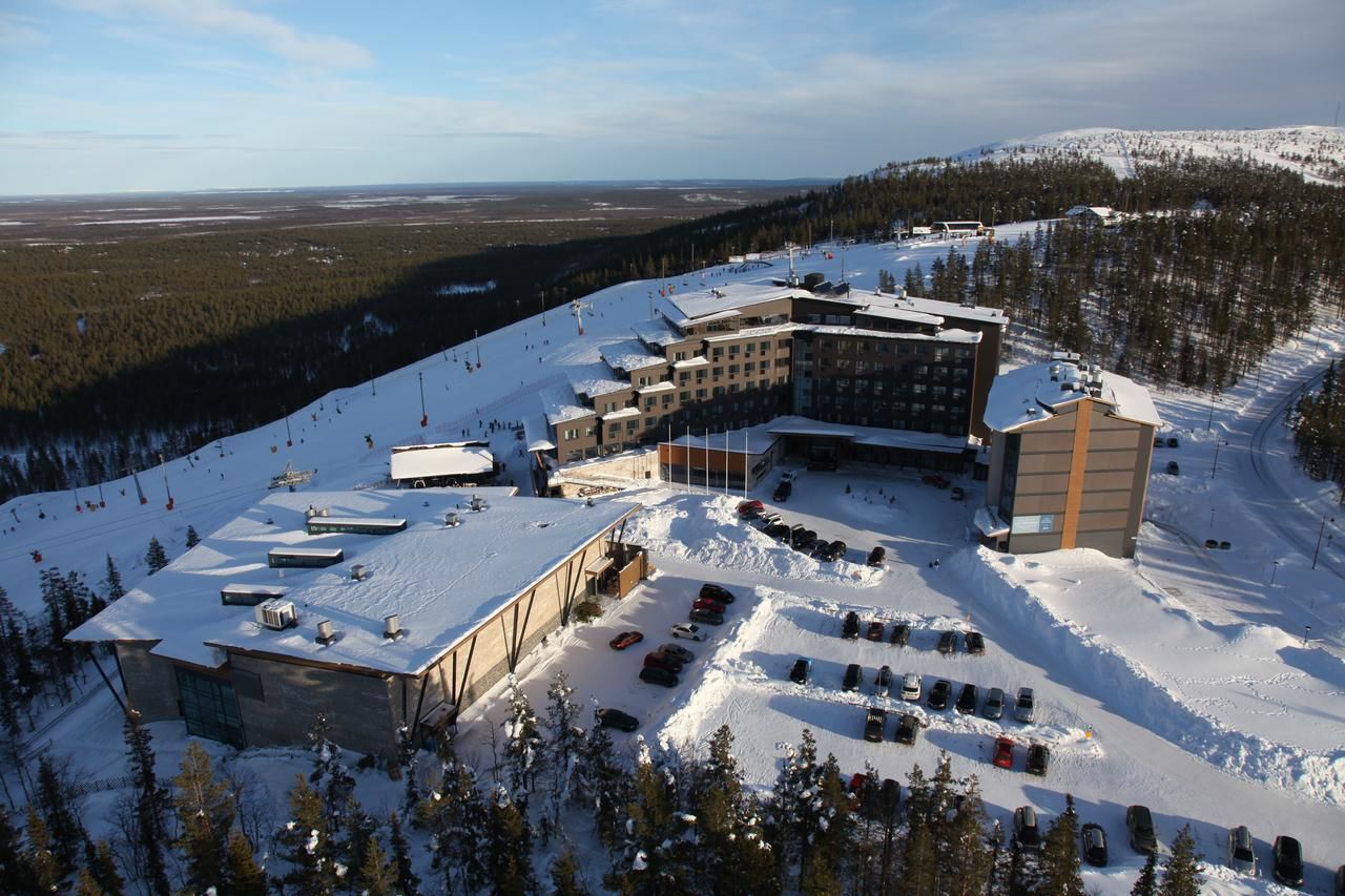 Отель Hotel Levi Panorama & Levi Chalets Леви-35